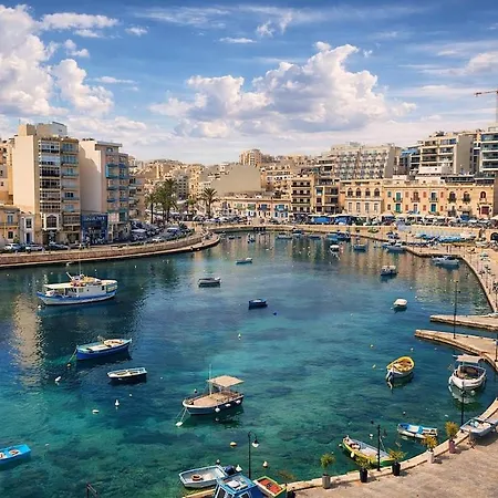 Lejlighed Seafront-top Location-close To Shops & Restaurants