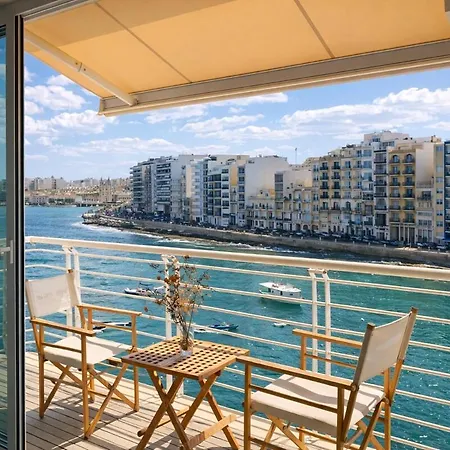 Seafront-top Location-close To Shops & Restaurants Lejlighed